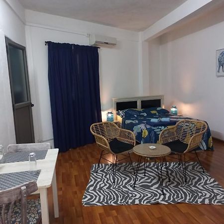 קואטרה בורנס Hello Guest House מראה חיצוני תמונה