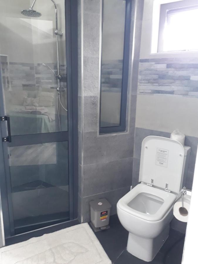 קואטרה בורנס Hello Guest House מראה חיצוני תמונה